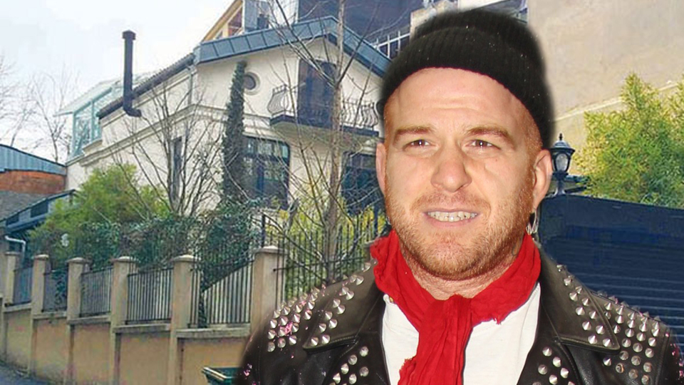 Karagümrük'teki evini satıyor