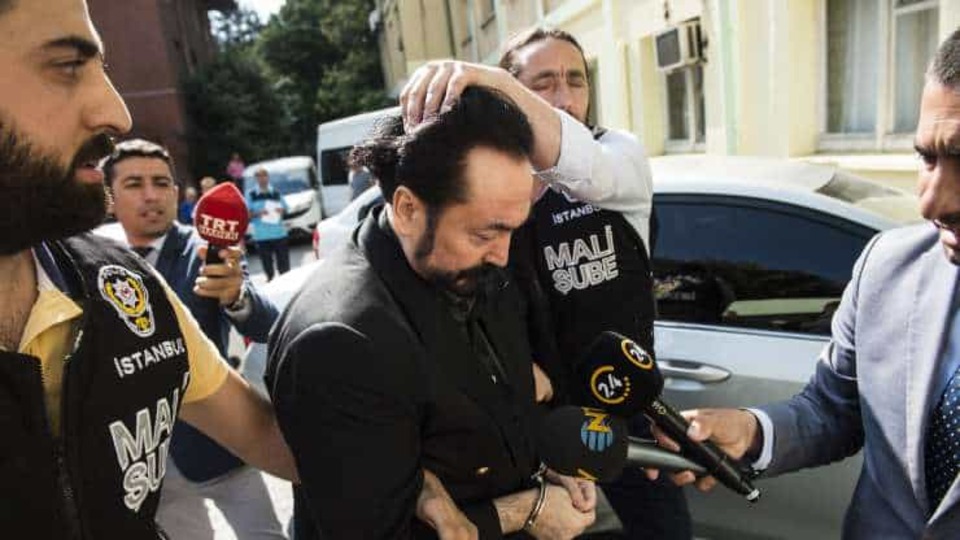 Adnan Oktar soruşturmasında İfadeler alınmaya başlandı