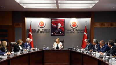 Bakan Pekcan, DEİK heyetini kabul etti