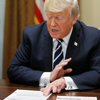 Trump Rusya'nın seçim müdahalesini kabul etti