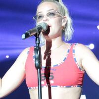 Anne Marie Antalya'yı salladı