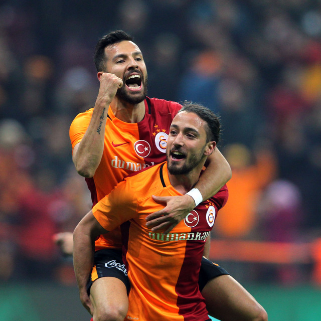 Galatasaray 4 milyon TL alacaklı çıktı!
