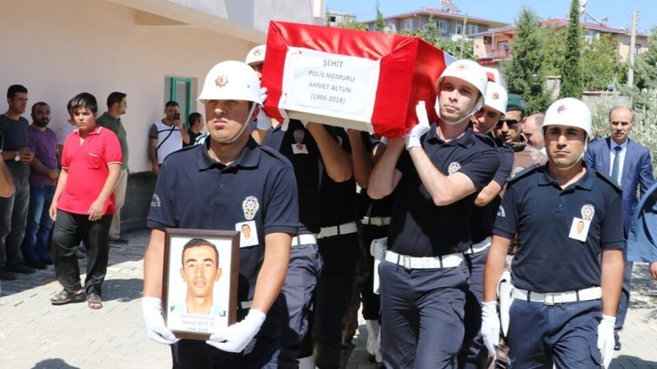 Şehit özel harekatçı son yolculuğuna uğurlandı