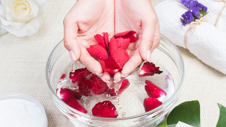 Ev yapımı gül suyu tarifi