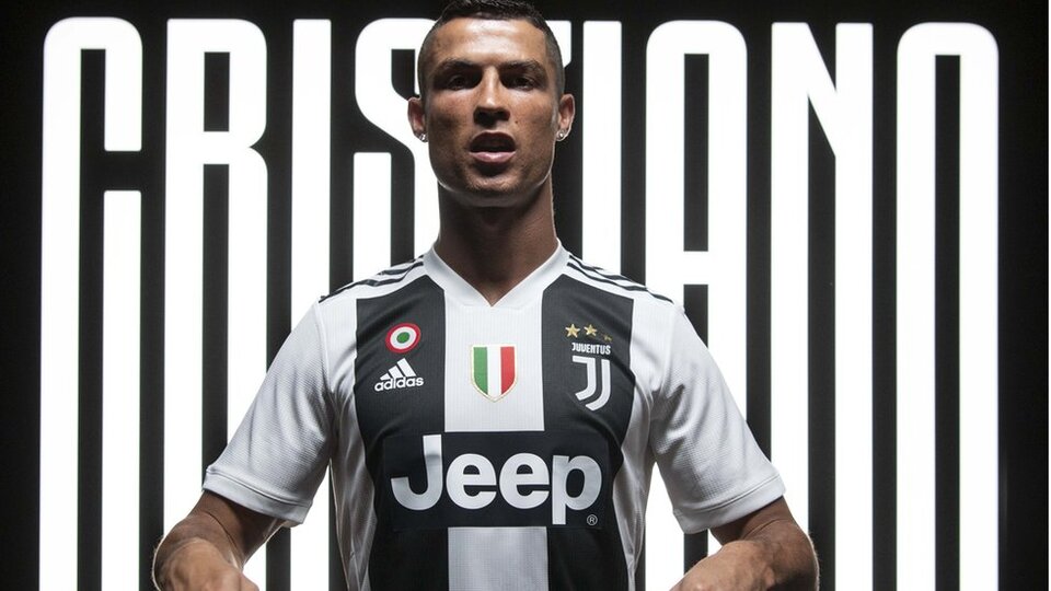 Juventus, 24 saatte 60 milyon dolarlık Ronaldo forması sattı