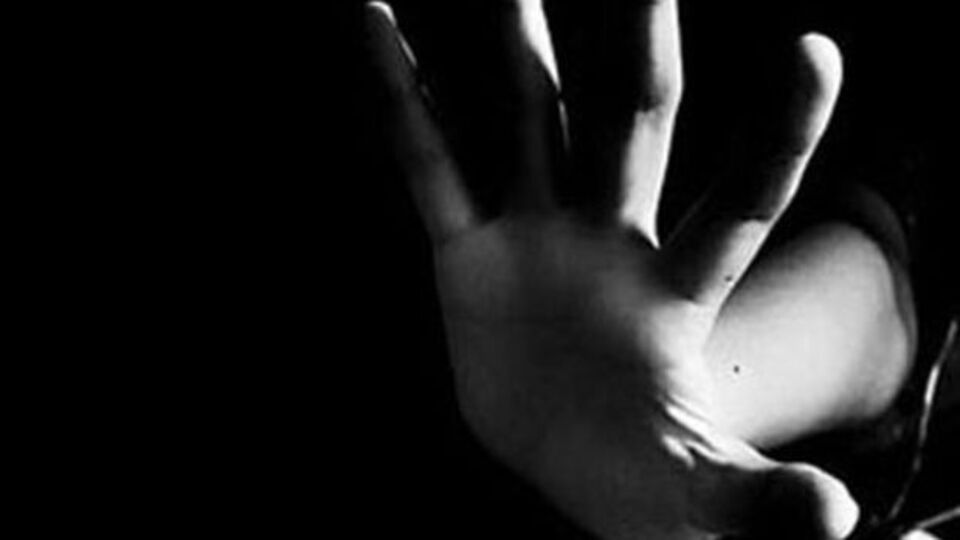 Çocuğa cinsel istismar davasında sanıklara ceza yağdı