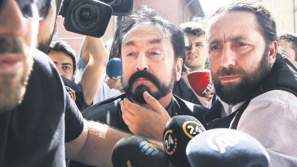 Adnan Oktar'a tek kişilik hücre