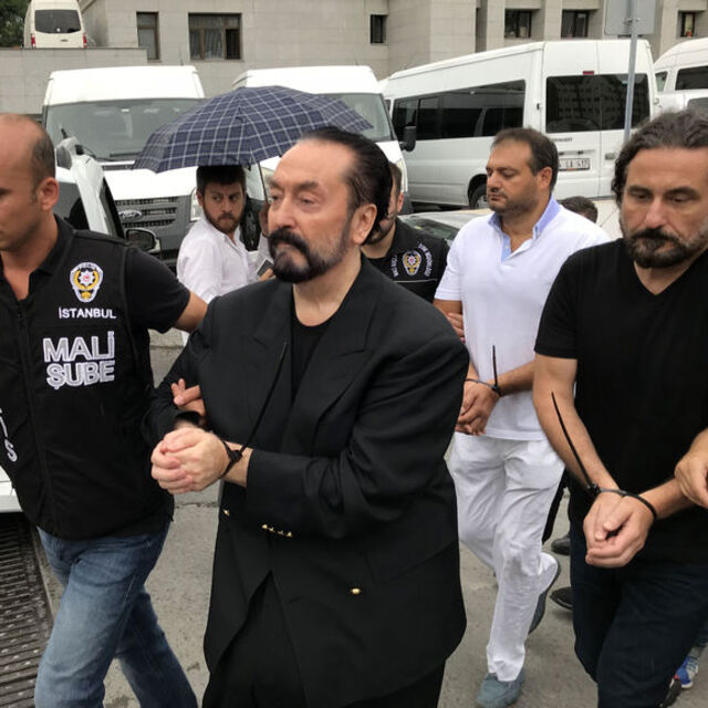 İşte Adnan Hoca'nın şifreleri: 10 kilo et, 100 kilo toprak ne demek?