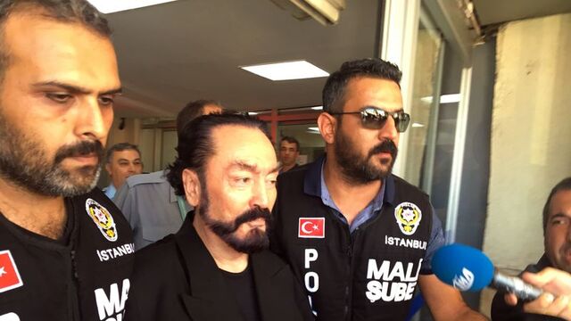 Adnan Oktar'ın ağabeyi ilk kez konuştu!