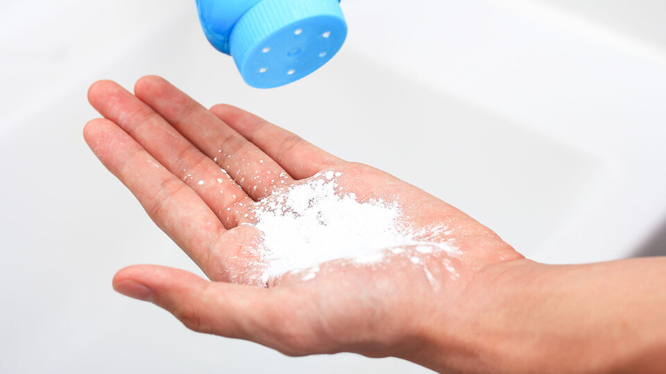 Evde bebek pudrası nasıl yapılır?