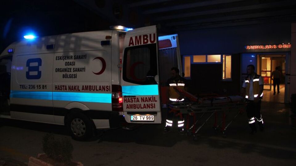 6 işçi yedikleri tavuktan zehirlendi