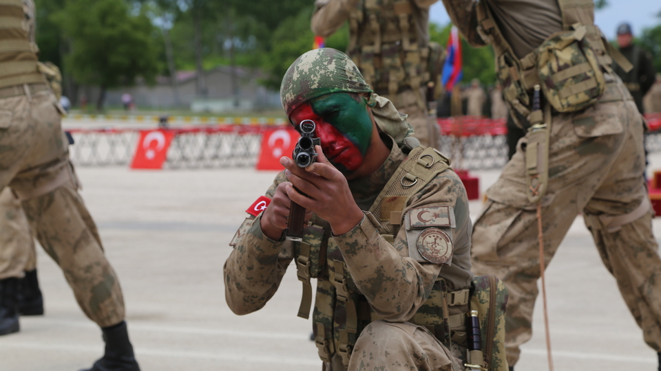 Bedellide '28 gün' tartışması