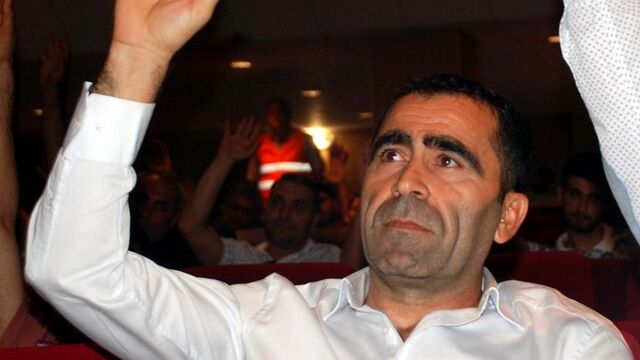Taraftarın el koyduğu Bucaspor'da başkan istifa etti!