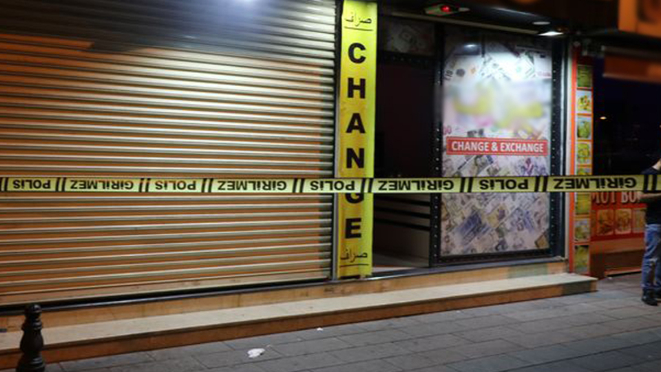 Fatih'te 150 bin dolarlık döviz bürosu soygunu!