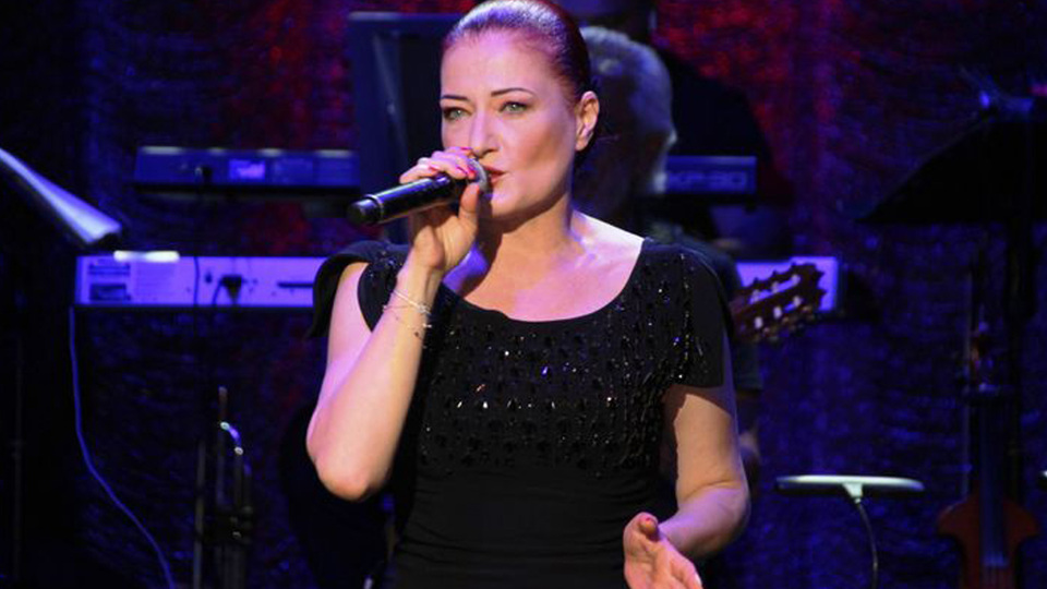 Candan Erçetin, Antik Tiyatro'da hayranlarıyla buluştu