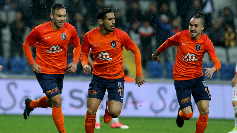 Başakşehir kampı galibiyetle kapattı