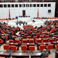 HDP'li Ahmet Şık'a 2 birleşim Meclisten çıkarılma cezası