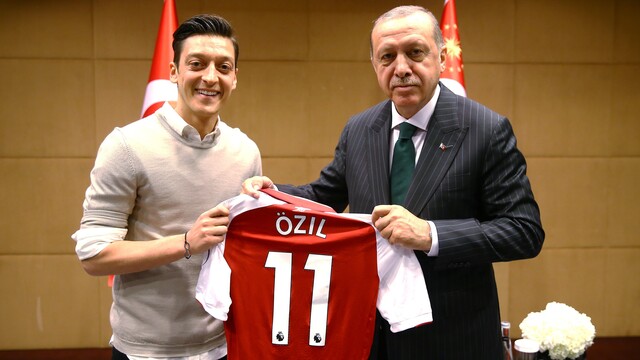 TFF Başkanı Demirören'den Mesut Özil açıklaması
