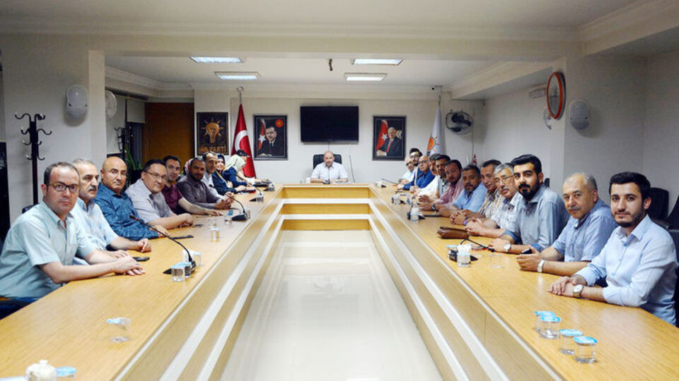 Ak Parti Afyonkarahisar yönetimi Genel Merkez kararıyla istifa etti