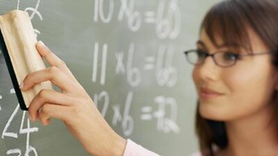 Öğretmen maaşları ne kadar?