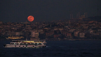 Kanlı ay tutulması ne zaman?