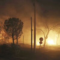 Komşu alev alev! 74 kişi öldü, 164 kişi yaralandı