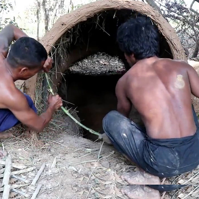 Hiçliğin ortasında para bile harcamadan yaptılar