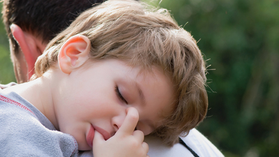 Çocuğunuz parmaklarını emiyorsa dikkat!