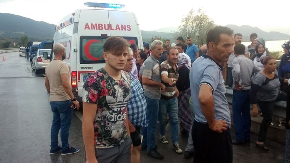 Baktıkları yerdeki manzara çok acı!