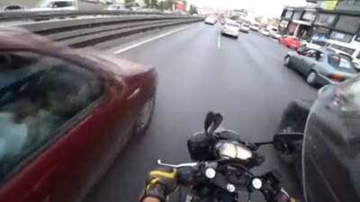 "Benim lastiğim bilir" dedi, şok kaza geldi