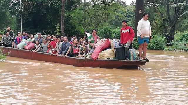 Laos'ta baraj çöktü: 19 ölü, binlerce kayıp
