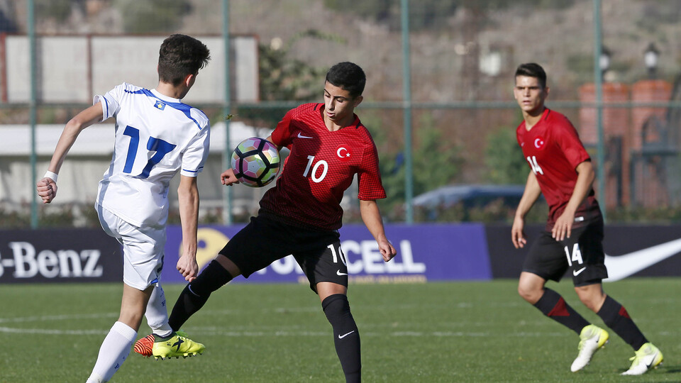 Lille'e ikinci Türk!