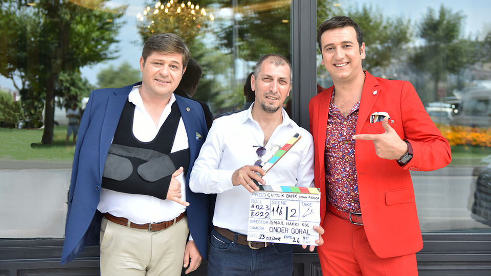 Habertürk, 'Çift'lik Bank Tosun Firarda'nın setine girdi