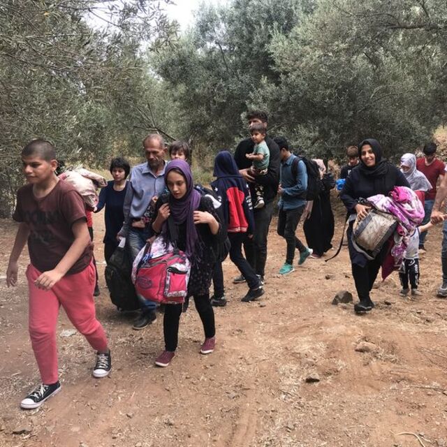 Yunanistan'a kaçmaya çalışan 40 Afgan yakalandı