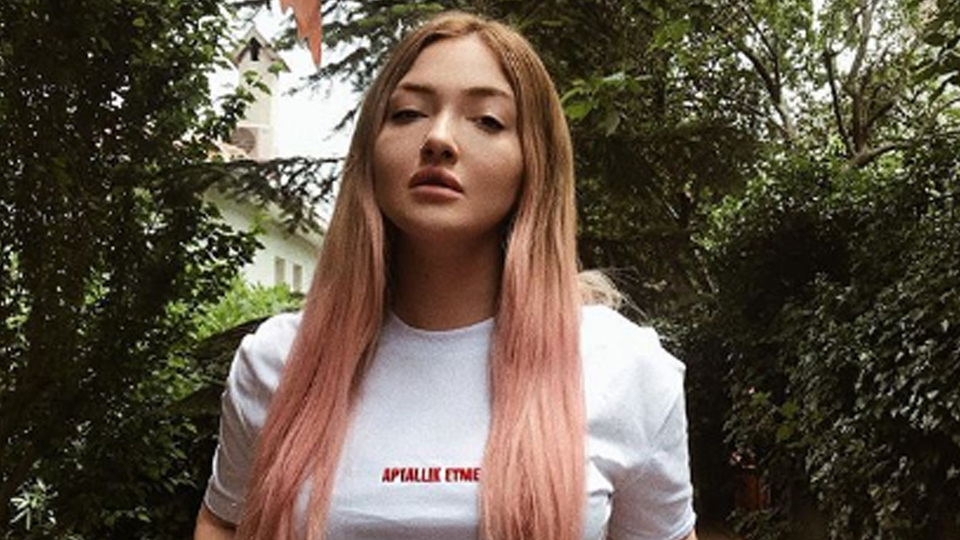 Danla Bilic'ten gönderme