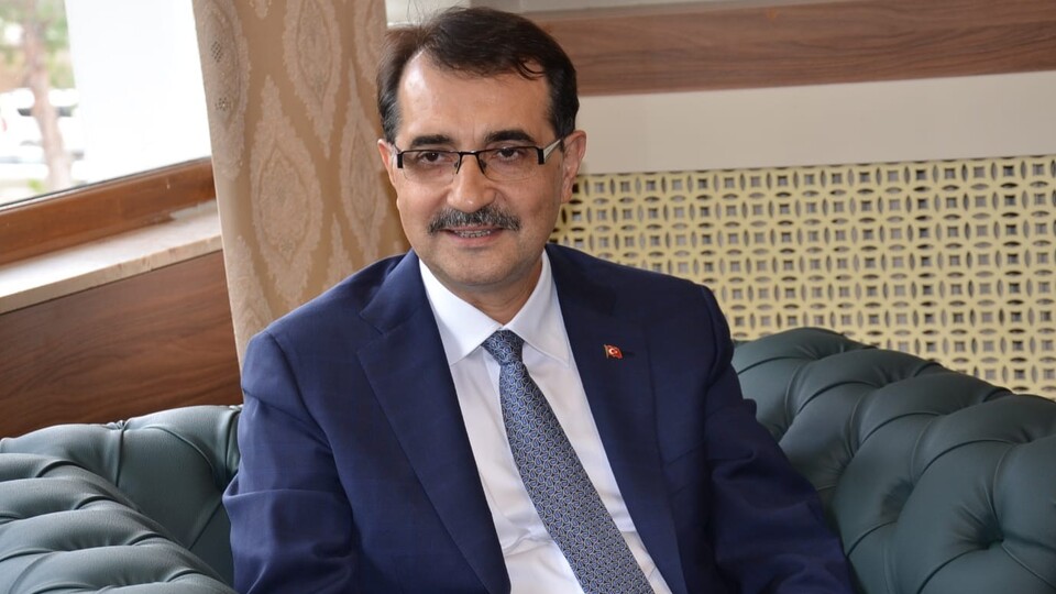 Bakan Dönmez: Akdeniz'de bu yıl ilk kuyumuzu açacağız