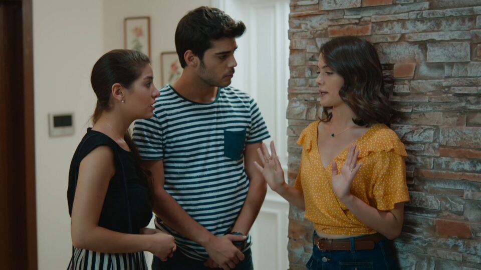 Show TV'nin kahkaha dolu dizisi Meleklerin Aşkı reytinglerde birinci