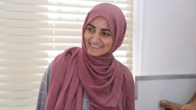 Ebru Özkan kimdir?