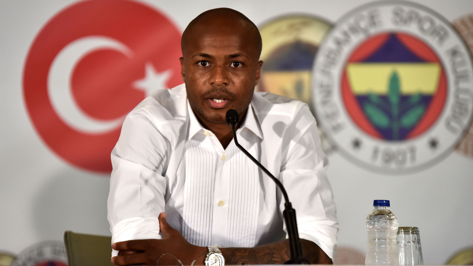 Ayew imzayı attı! İşte ilk sözleri!