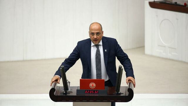 AK Parti'den HDP'li Ahmet Şık'a dava