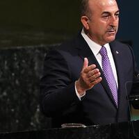 Çavuşoğlu'ndan Pompeo'ya: Boyun eğmeyiz