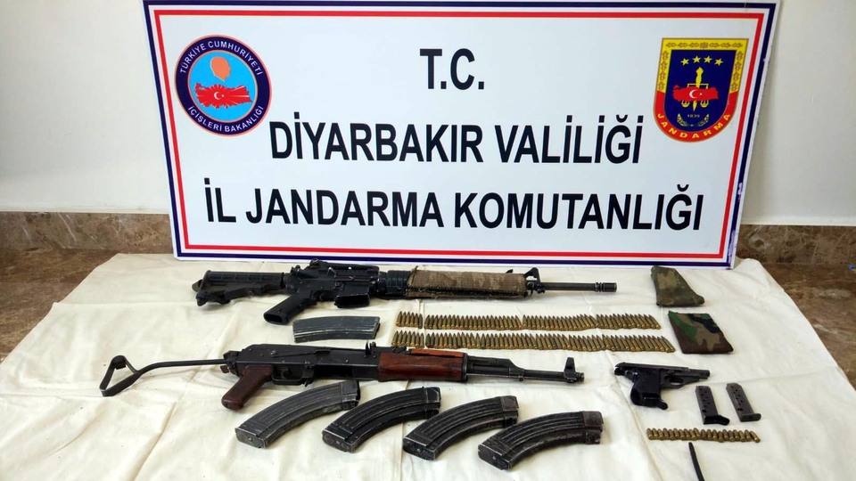Diyarbakır'da 2 terörist etkisiz hale getirildi