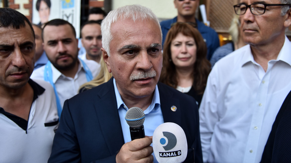 İYİ Partili Koray Aydın'dan 'liderimiz Bahçeli'' gafı