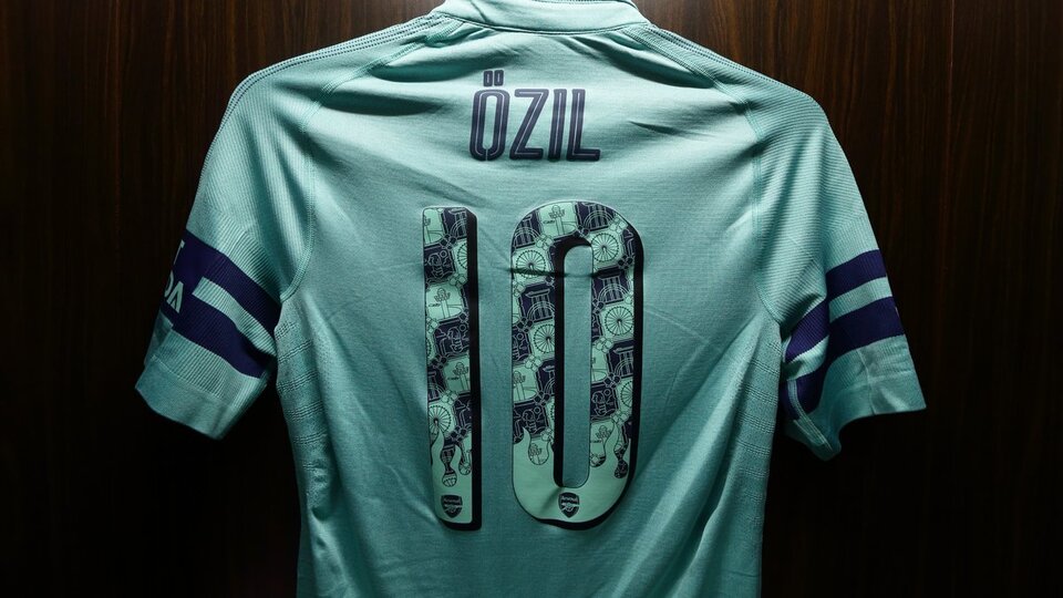 Mesut'a büyük jest!