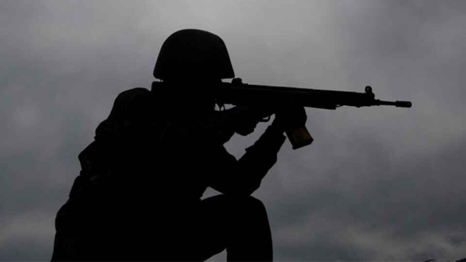 Erdoğan'dan profesyonel askerlik açıklaması