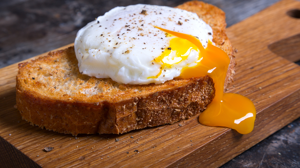 Uyumadan önce yenilen yumurta bakın ne işe yarıyor!