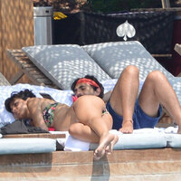 Aileyi kızdıran kareler!