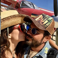 Kenan Doğulu, Beren Saat'in bikinili pozunu paylaştı