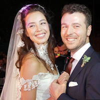 Azra Akın'dan hamilelik pozu