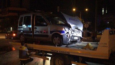 Polis aracına çarpan alkollü sürücü kendisini ve 2 polisi yaraladı